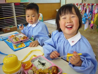 給食