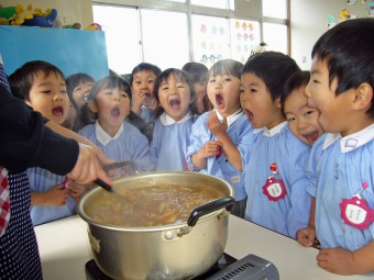 給食