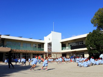 幼稚園開園当初からの本館です