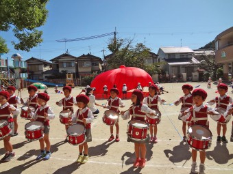 とても難しい年長の「鼓隊リズムパレード」です！