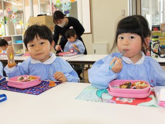 「はじめての給食」いただきま～す！