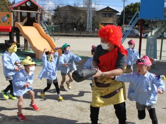 年長さん鬼が鬼を追いかけ回してますね！