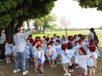 まずは公園でのお約束を聞きます…