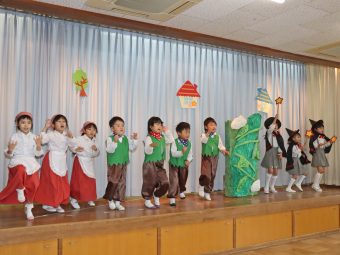 年長さんのクラス劇「ジャックと豆の木」