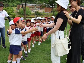 子供の勝ち！お母さん空気読んだ！？