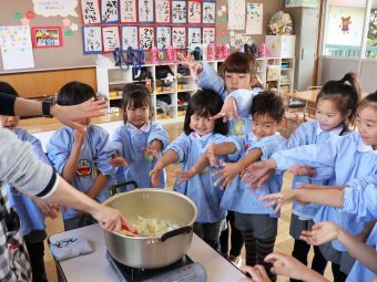 恒例のおいしくな～れビーム発射！