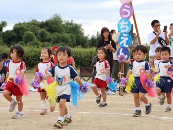 こちらは３歳児さんのお遊戯