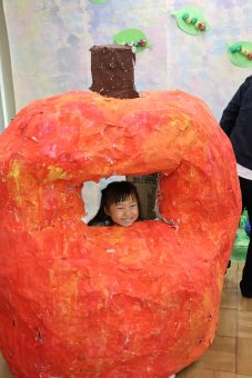 かじられたリンゴはフォトスポット♬