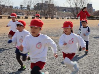 広～い公園を走ります！