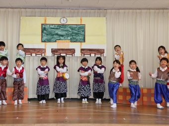 年長さんはクラス劇をします「どろぼうがっこう」